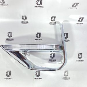 Накладка рамки противотуманной фары левая, молдинг накладки ПТФ на Chery Tiggo 8 Pro (хром) артикул 602001220AA купить в Чебоксарах